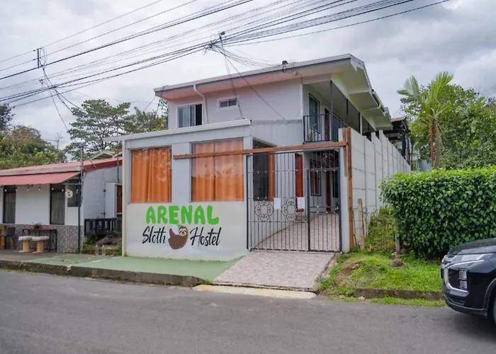 Arenal SlothHostel